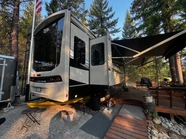 2021 Jayco Pinnacle Fifth Wheel