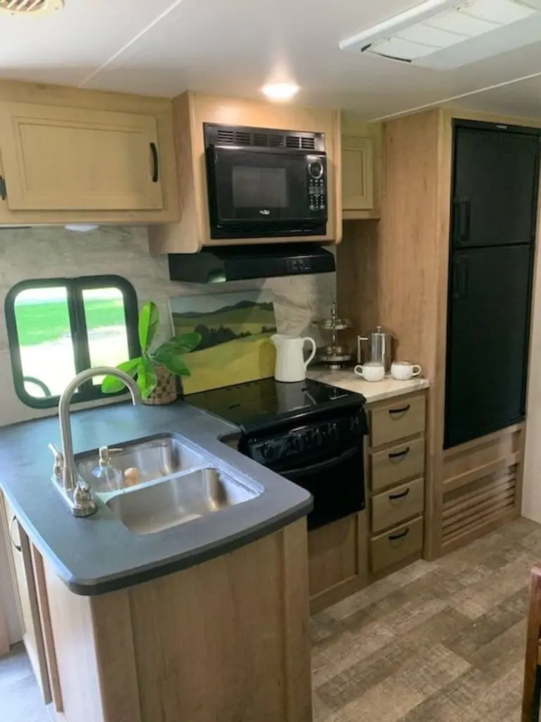 2021 Winnebago Minnie Travel Trailer