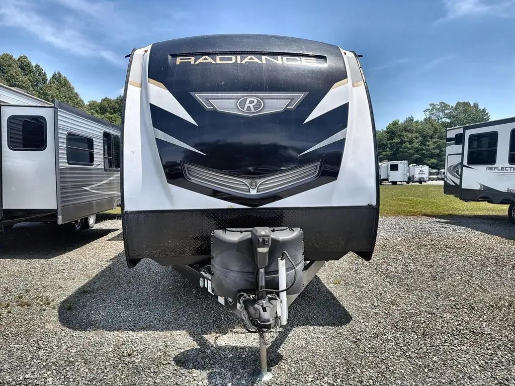 2022 Cruiser RV Radiance