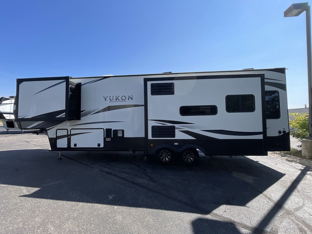 2022 Dutchmen Yukon