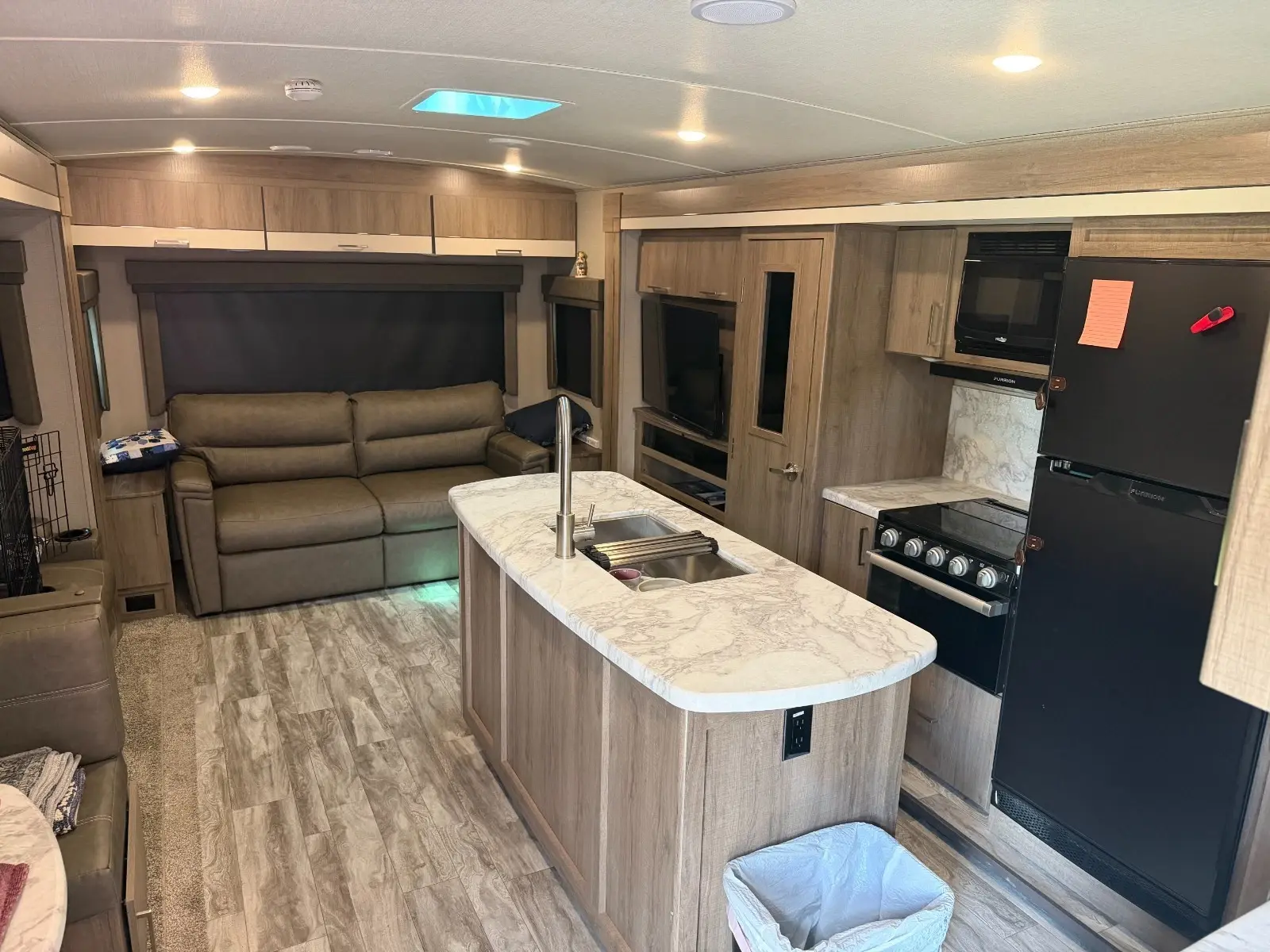 2022 Grand Design Imagine Travel Trailer