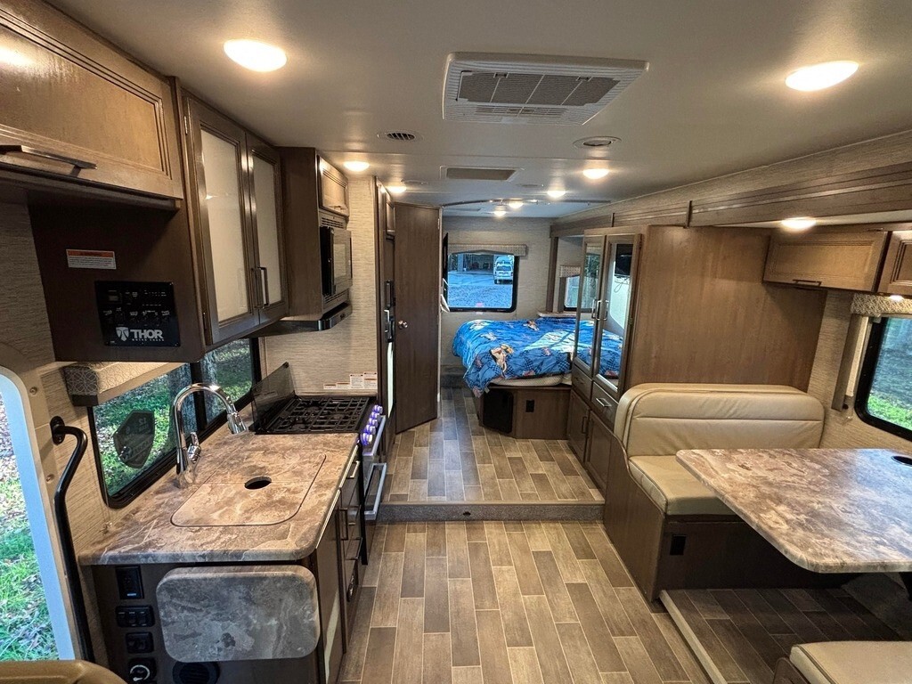 2022 Thor Motor Coach Chateau Motorized Class C