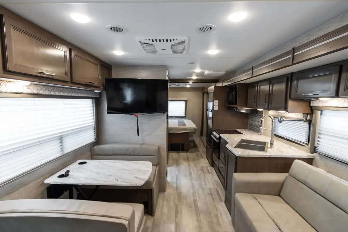 2022 Thor Motor Coach FREEDOM TRAVELER