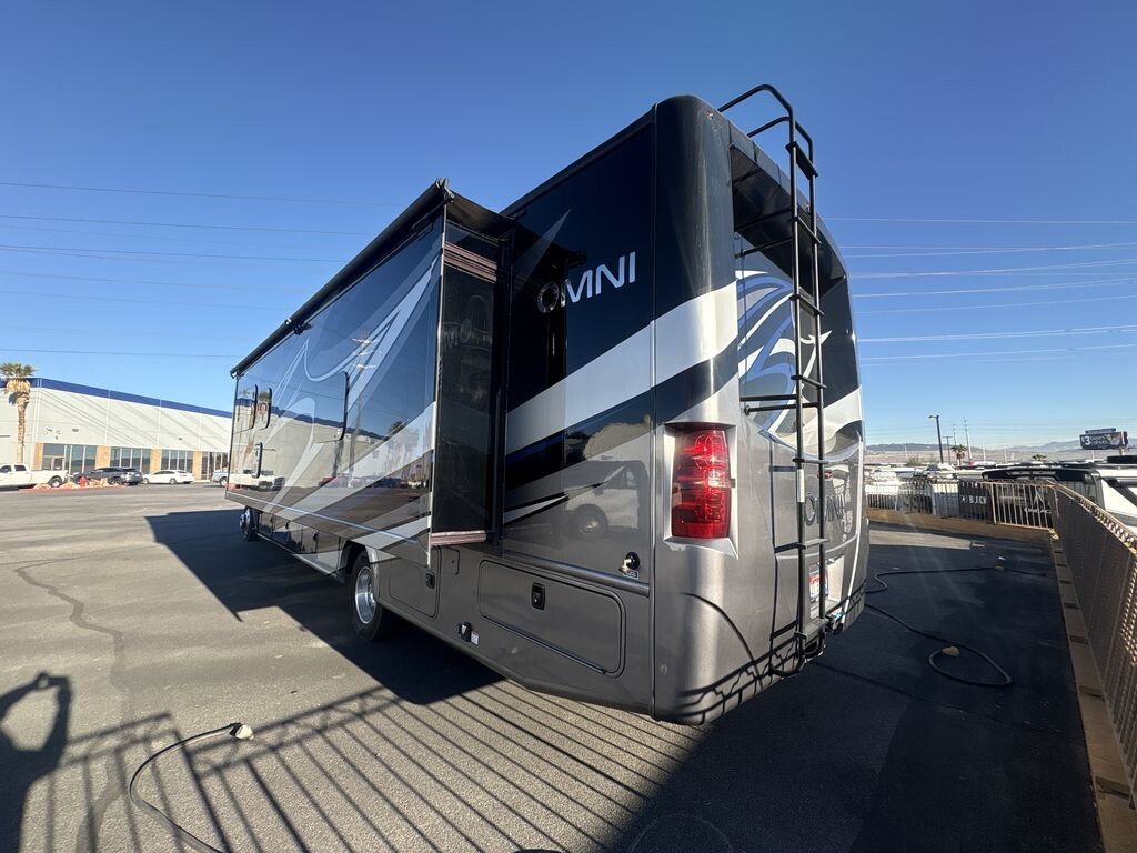 2022 Thor Motor Coach Omni