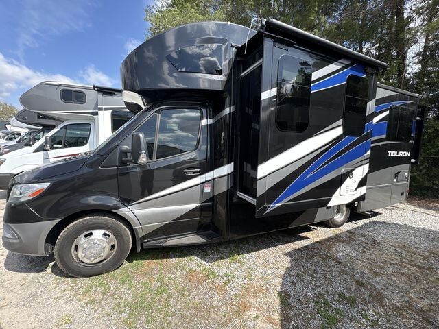 2022 Thor Motor Coach Tiburon
