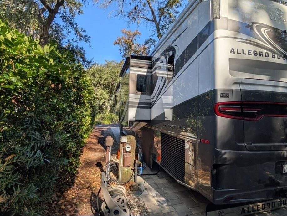 2022 Tiffin Motorhomes Allegro Bus Motorized Class A