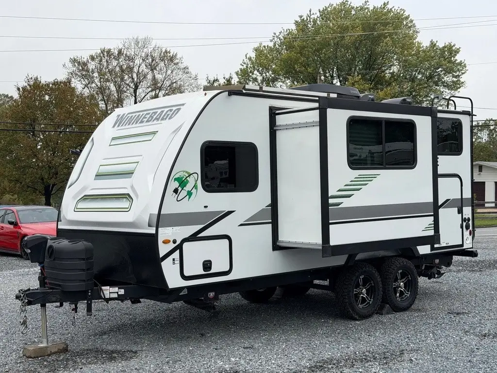 2022 Winnebago Micro Minnie FLX Travel Trailer