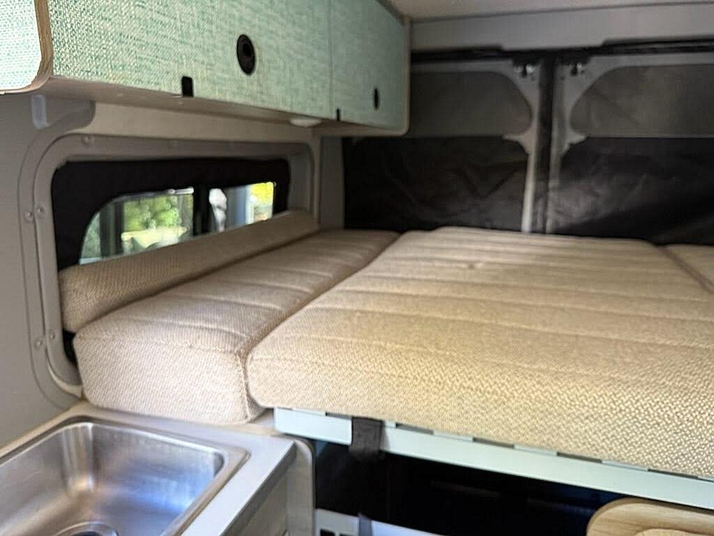 2022 Winnebago Solis Pocket Motorized Class B