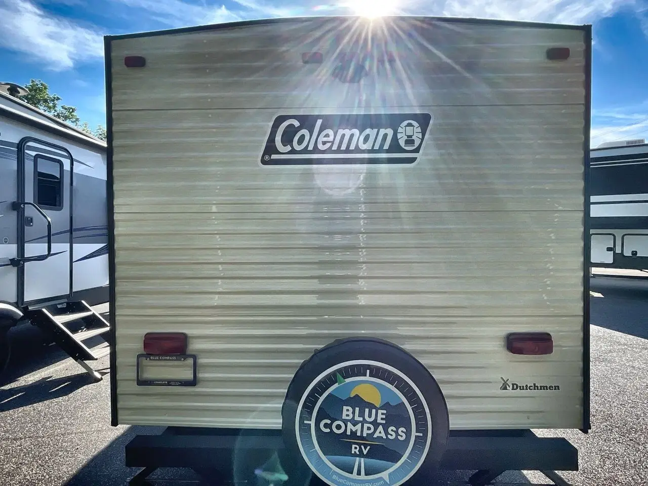 2023 Dutchmen COLEMAN LANTERN SERIES