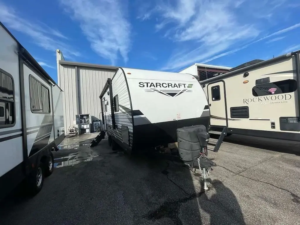 2023 Starcraft Autumn Ridge Double Axle