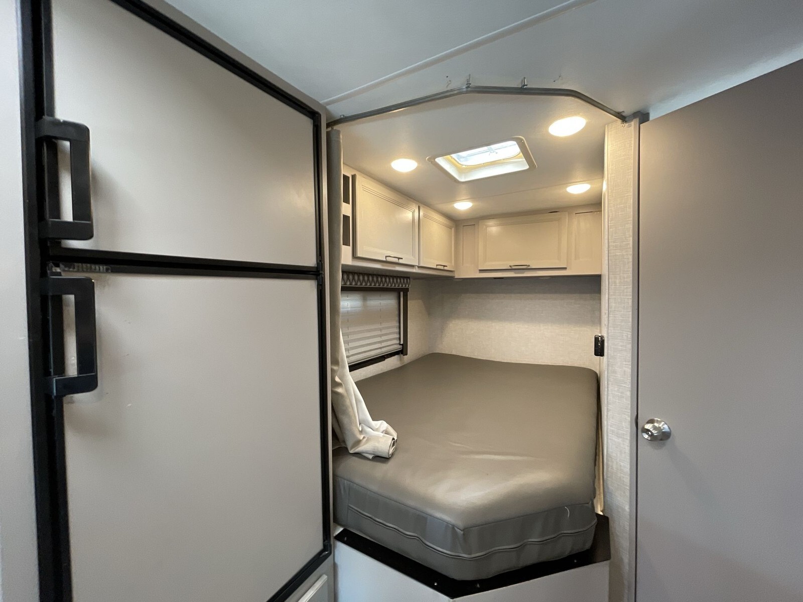 2024 Thor Motor Coach Four Winds