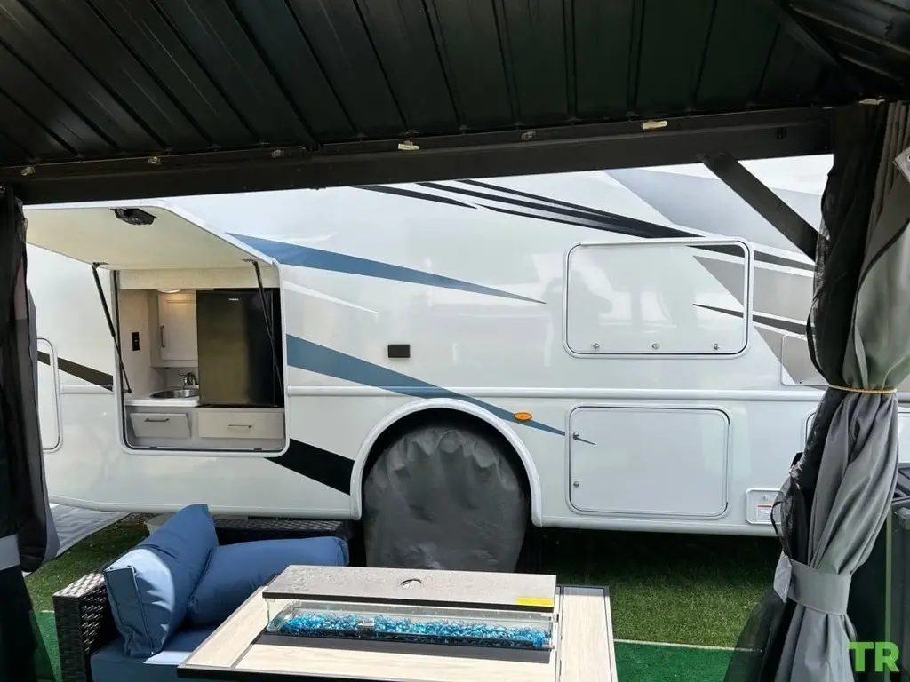 2024 Thor Motor Coach Windsport Motorized Class A