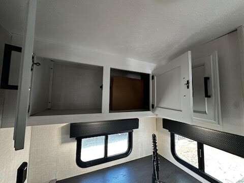 2024 Venture Stratus Travel Trailer