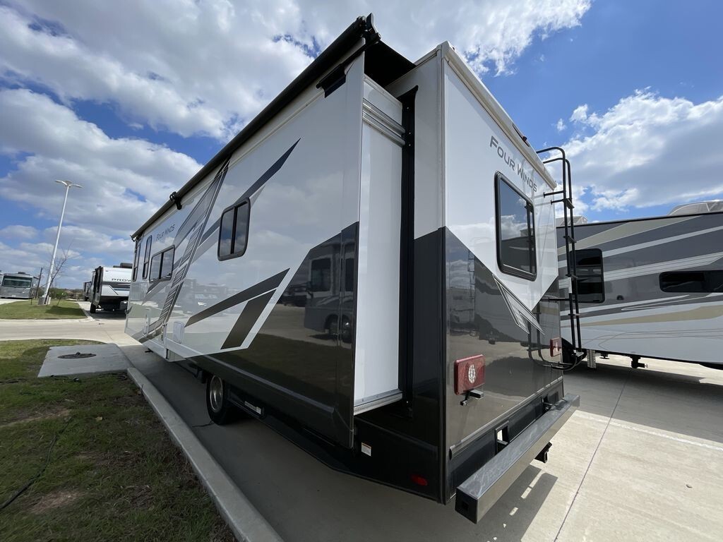 2025 Thor Motor Coach Four Winds
