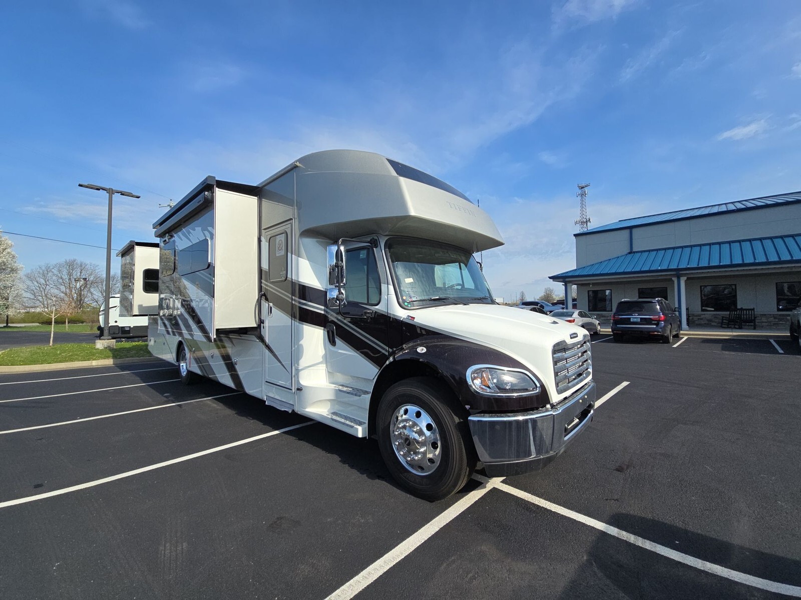 2025 Tiffin Motorhomes Allegro Bay