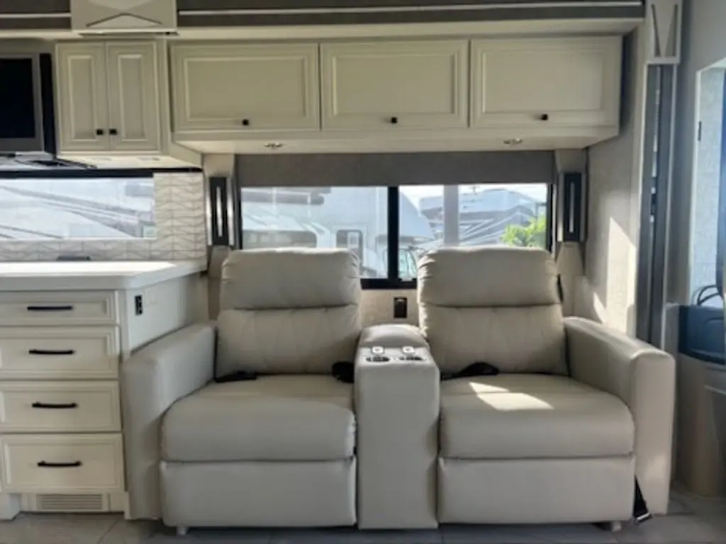 2025 Tiffin Motorhomes Allegro Bus Class A Motorhome