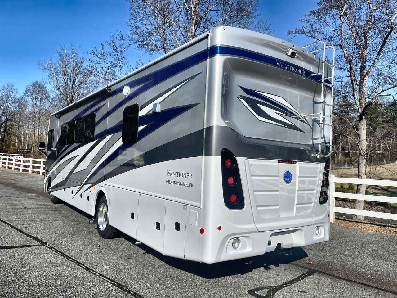 2026 Holiday Rambler Vacationer