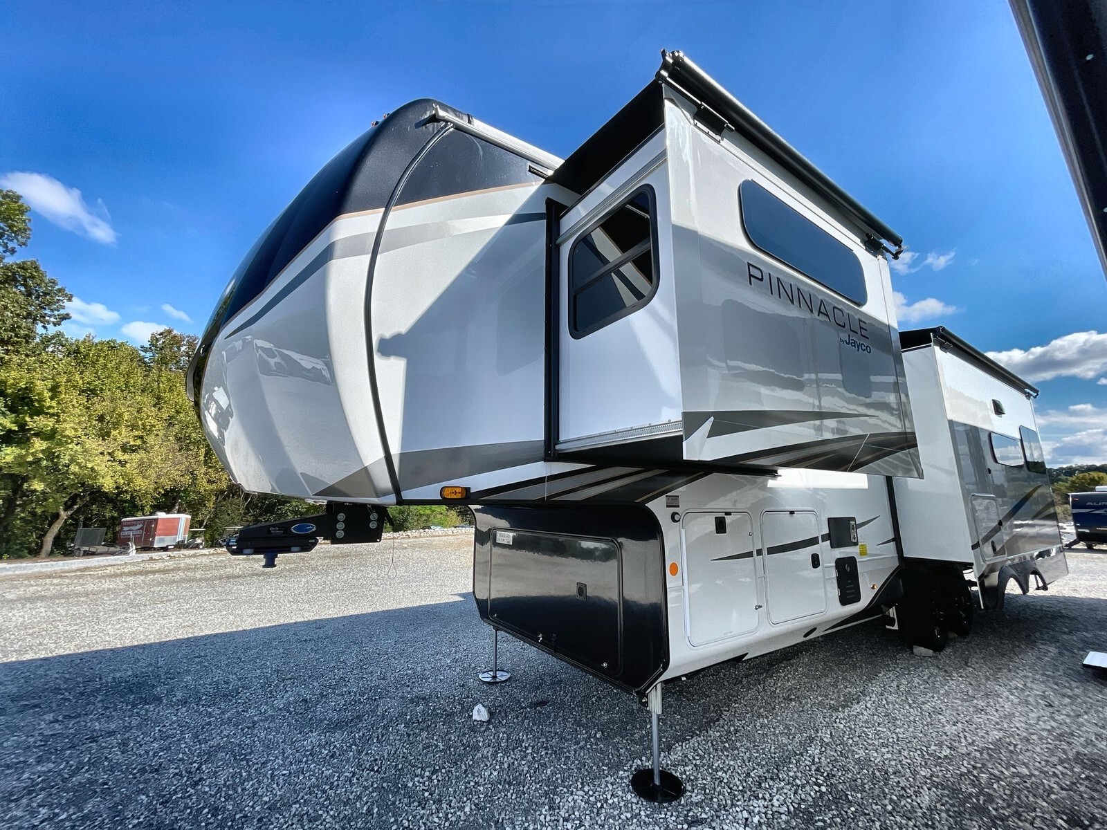 2026 Jayco Pinnacle