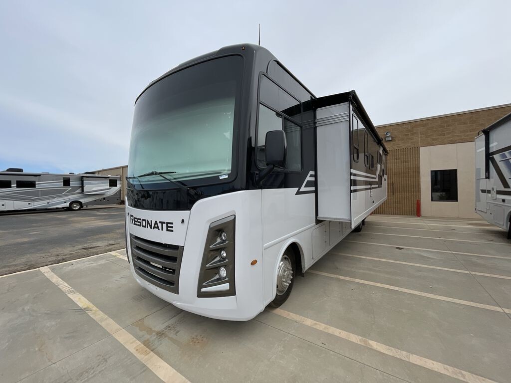 2026 Thor Motor Coach Resonate