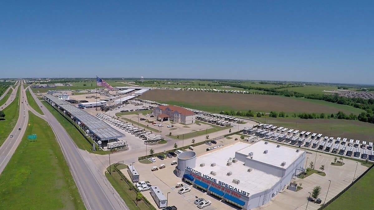 2026 Thor Motor Coach Tiburon