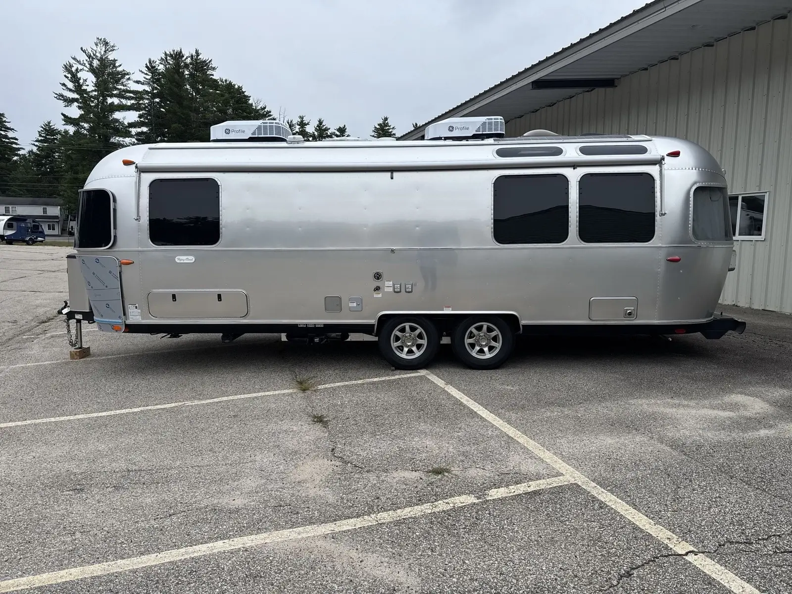 2027 Airstream Flying Cloud