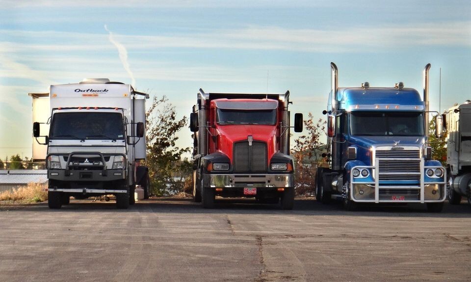 2013 Earthcruiser Outback 4x4 Expedition Vehicle