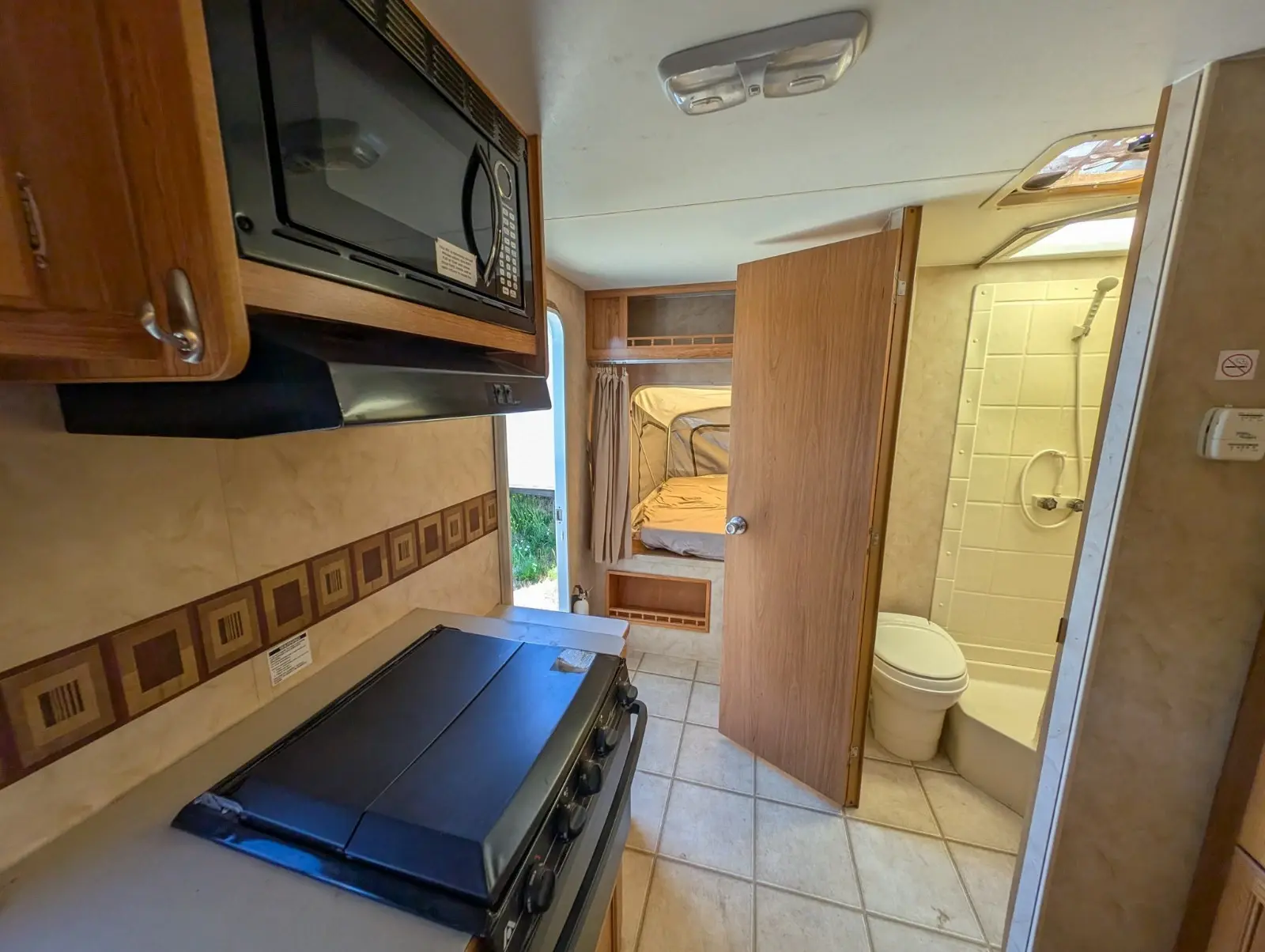 2011 Nash 42T Destination Trailer