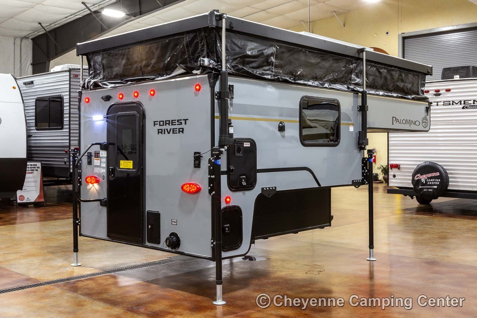 2025 Palomino BackPack Edition SS-1251 Pop-Up Truck Camper Truck camper