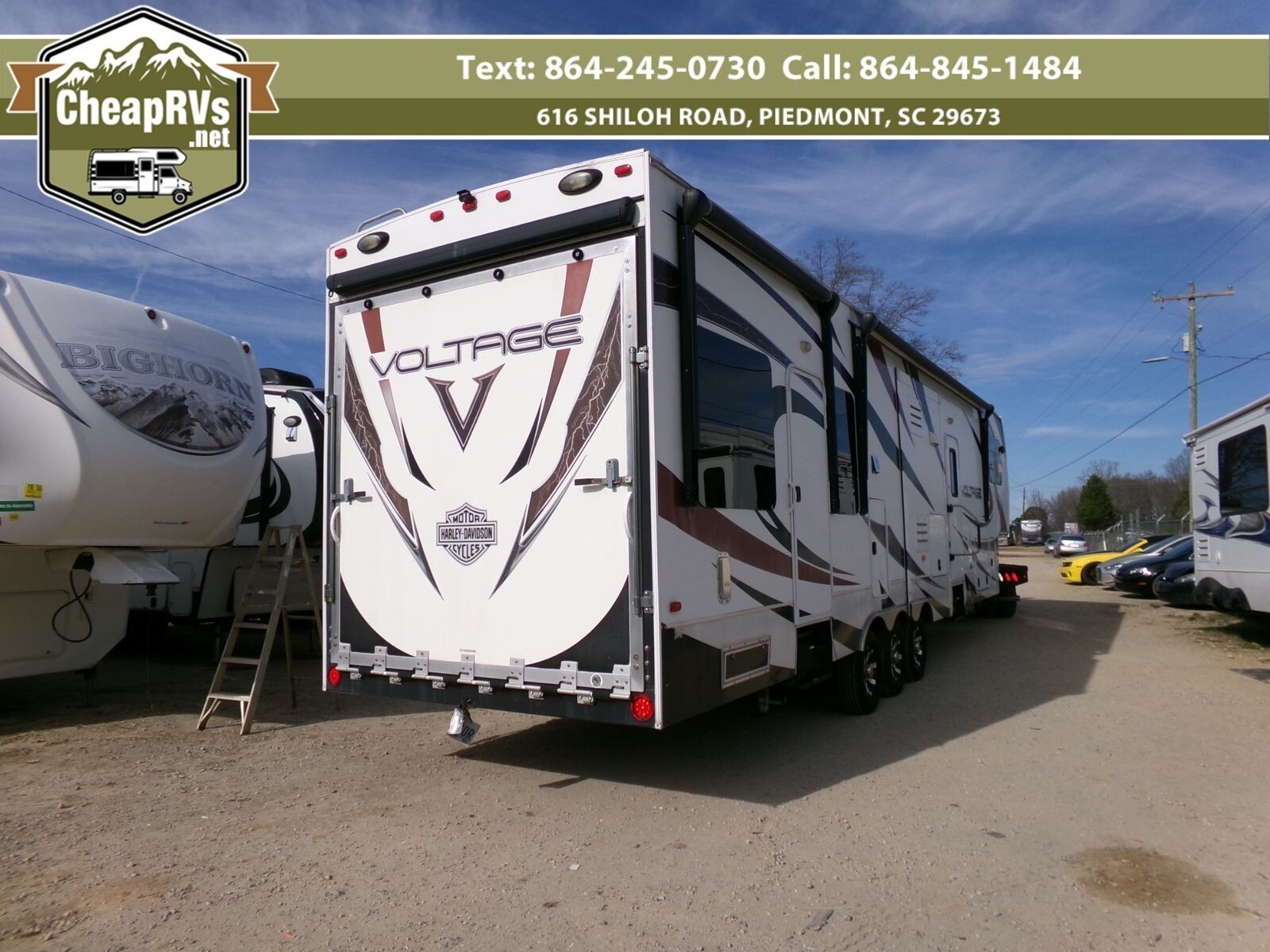 2013 Dutchmen voltage 3950 Toy Hauler