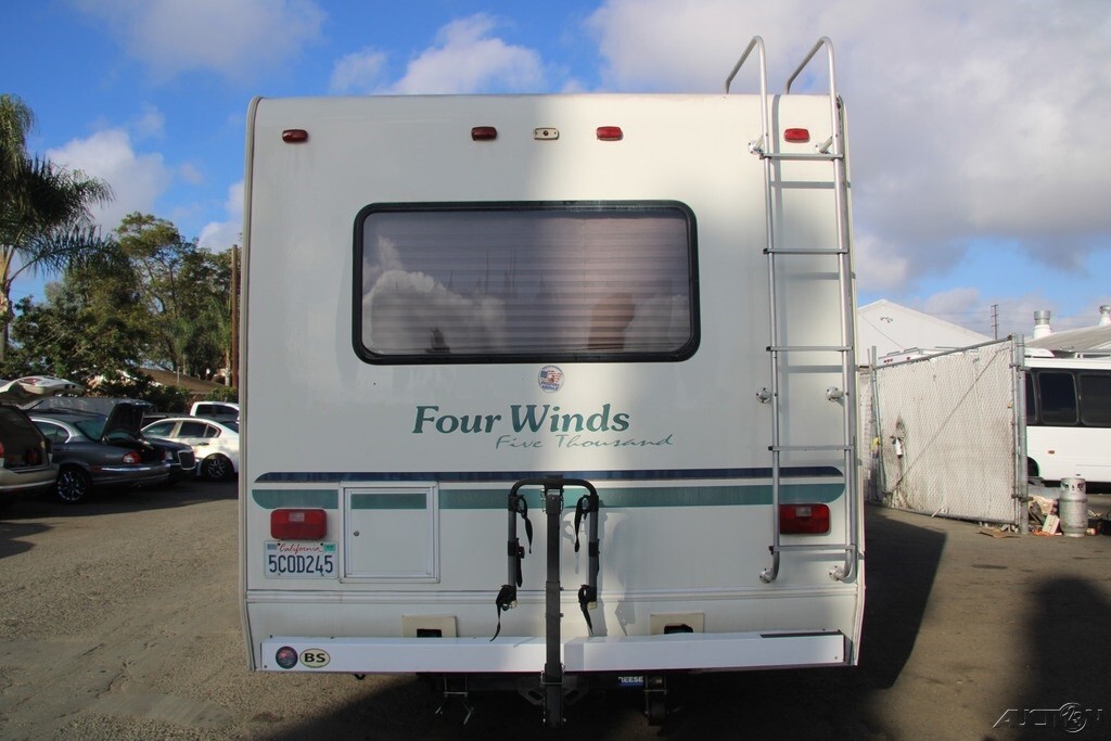 2000 Thor Motor Coach Four Winds Five Thousand Motorized Class C