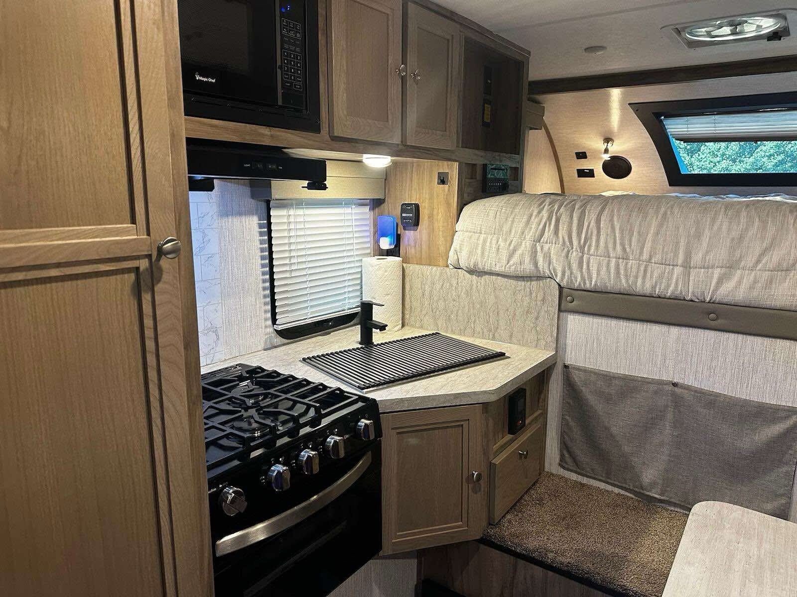 2023 Palomino 8801 Palomino Truck Camper