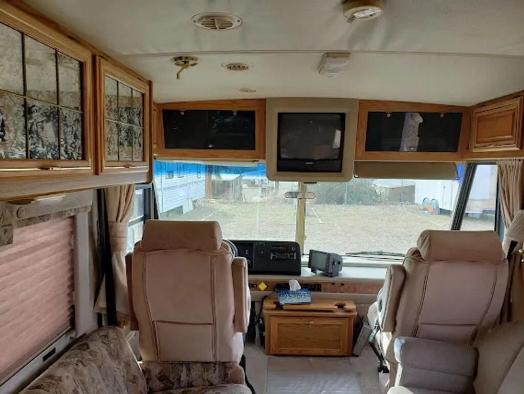 1996 Winnebago