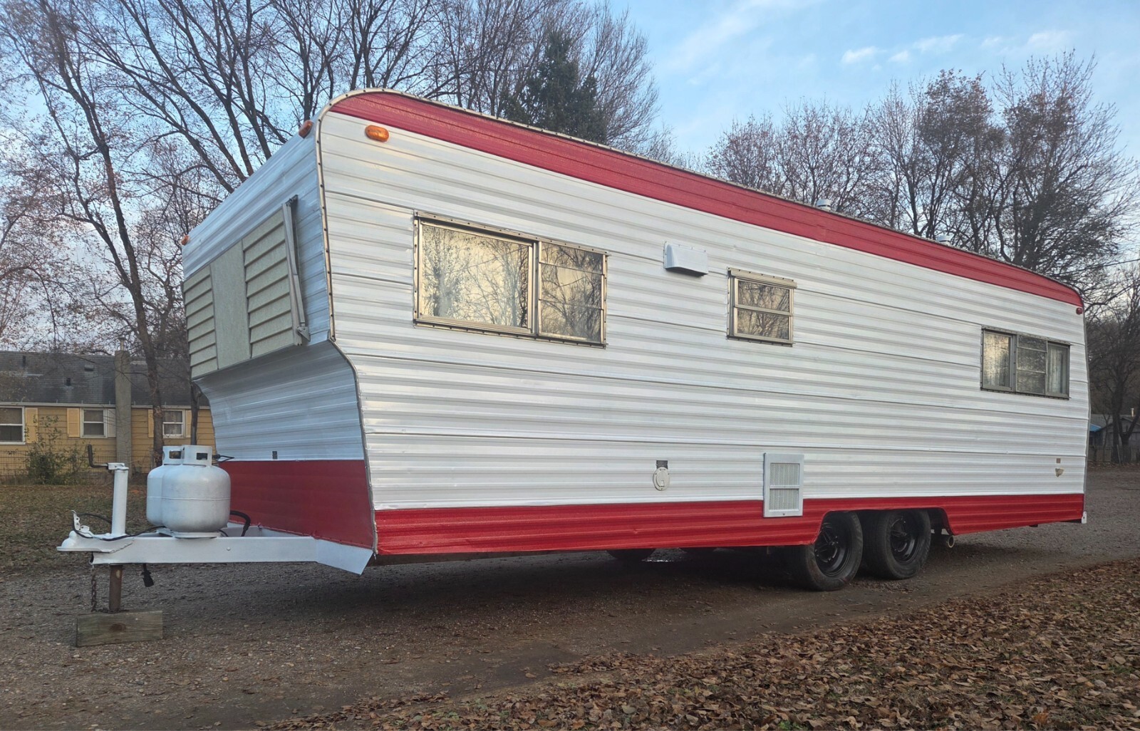 1971 RED DALE TRAVEL TRAILER