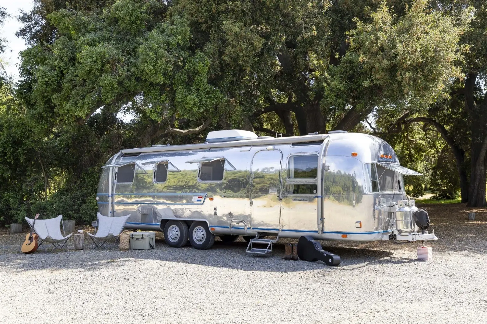 1974 Airstream International Land Yacht Sovereign