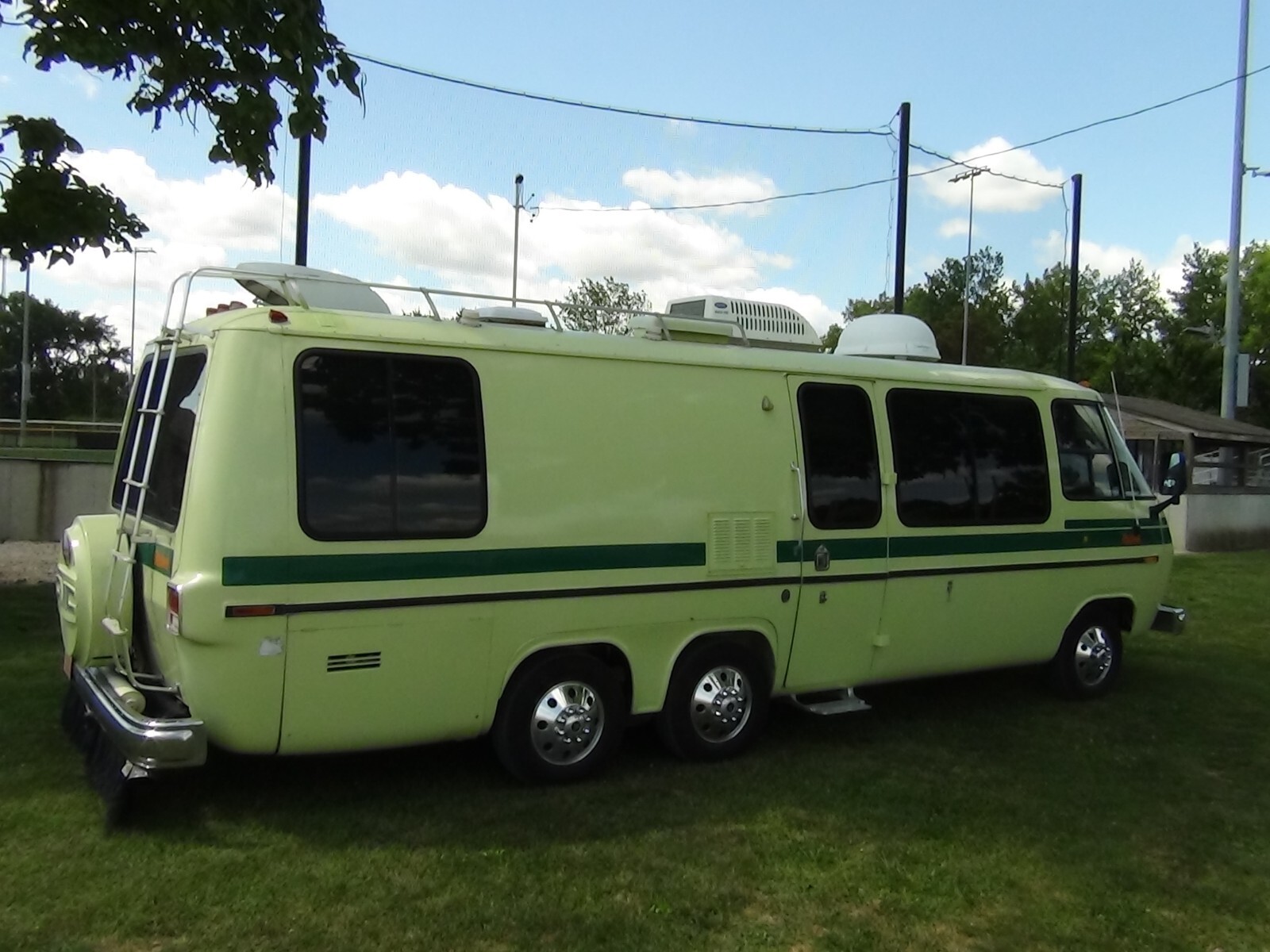 1977 Frosted Mint Green GMC Motorhome Class A Motorhome