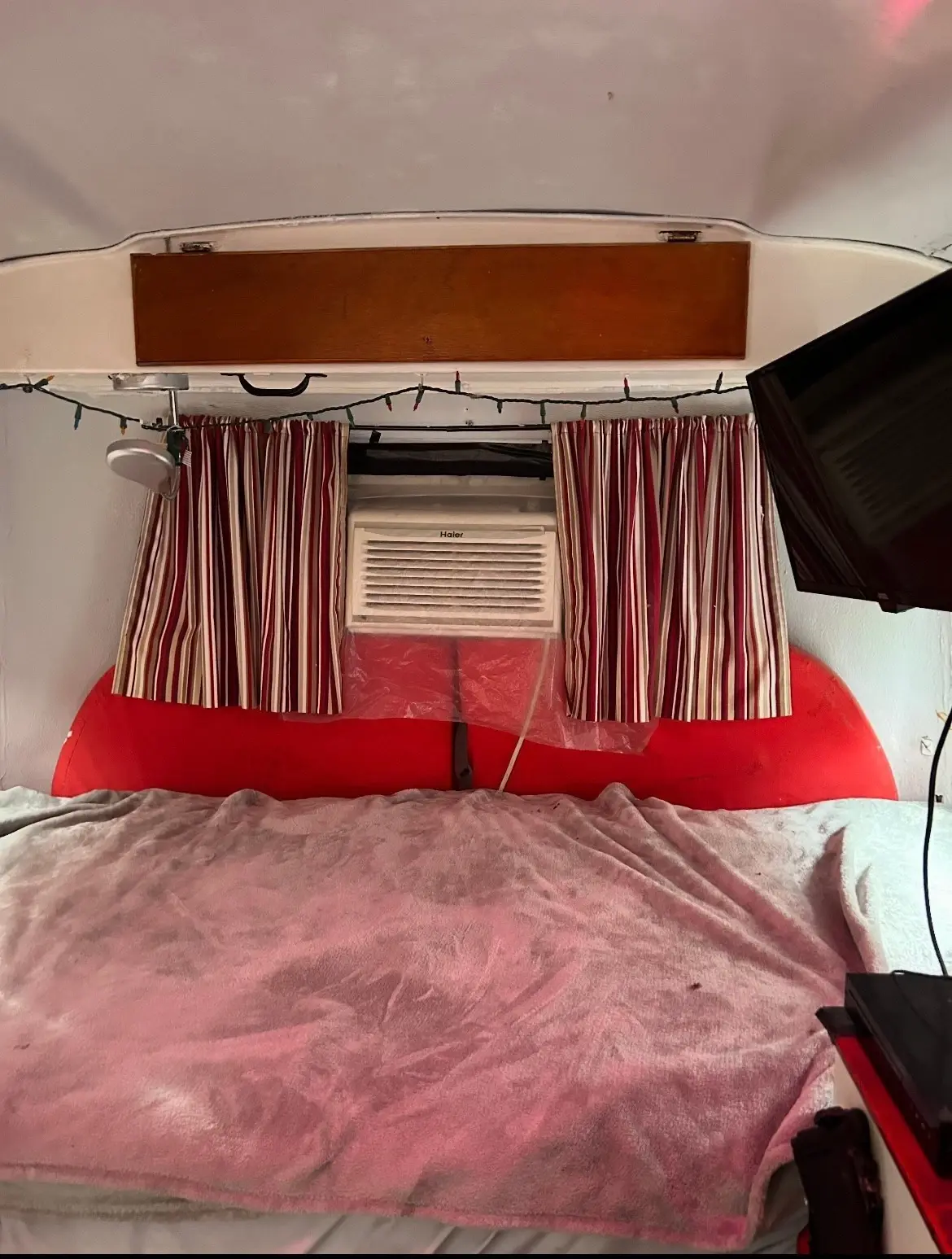 1979 Scamp Acorn