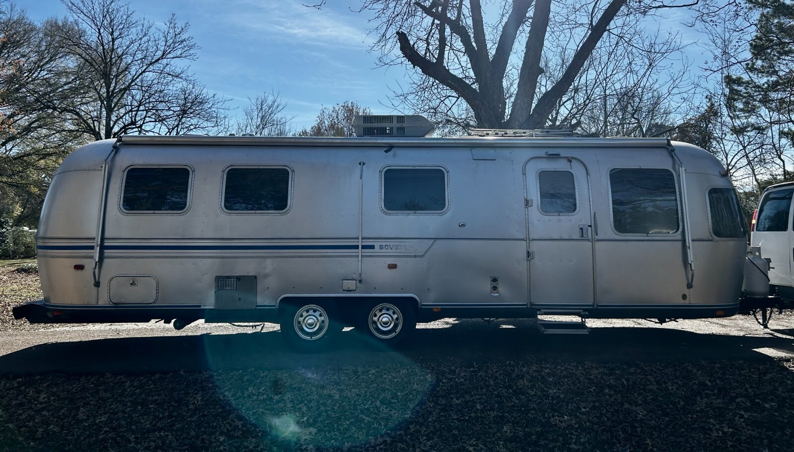 1984 Airstream Sovereign Bumper Pull Travel Trailer