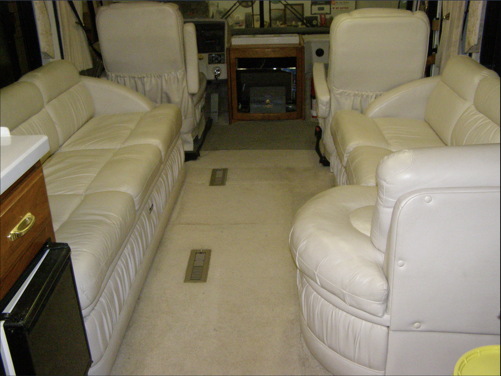 1997 American Coach American Eagle Class A Motorhome