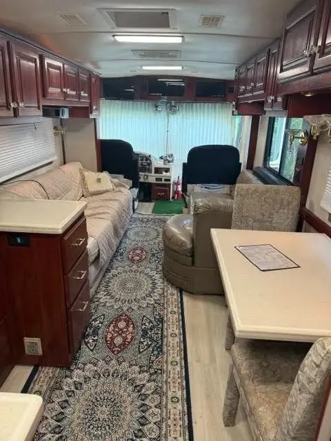 2000 Airstream Land Yacht Motorized Class A