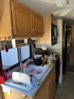 2002 Fleetwood Bounder Motorized Class A