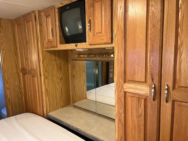 2002 Holiday Rambler