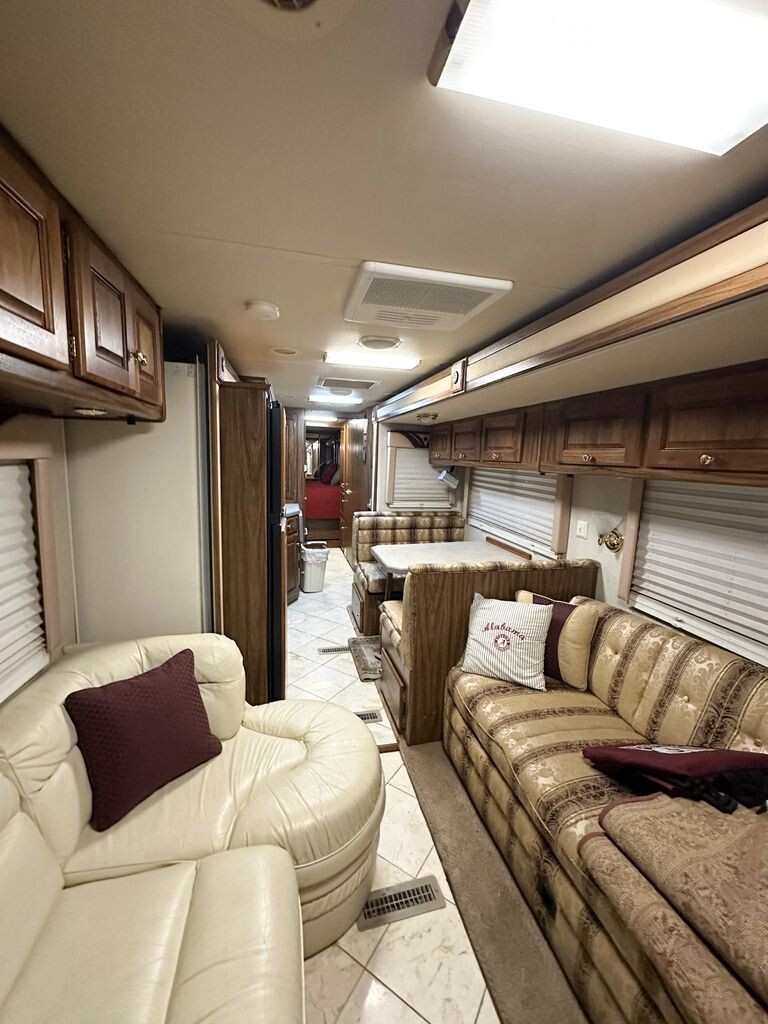 2002 Monaco Diplomat Class A Motorhome