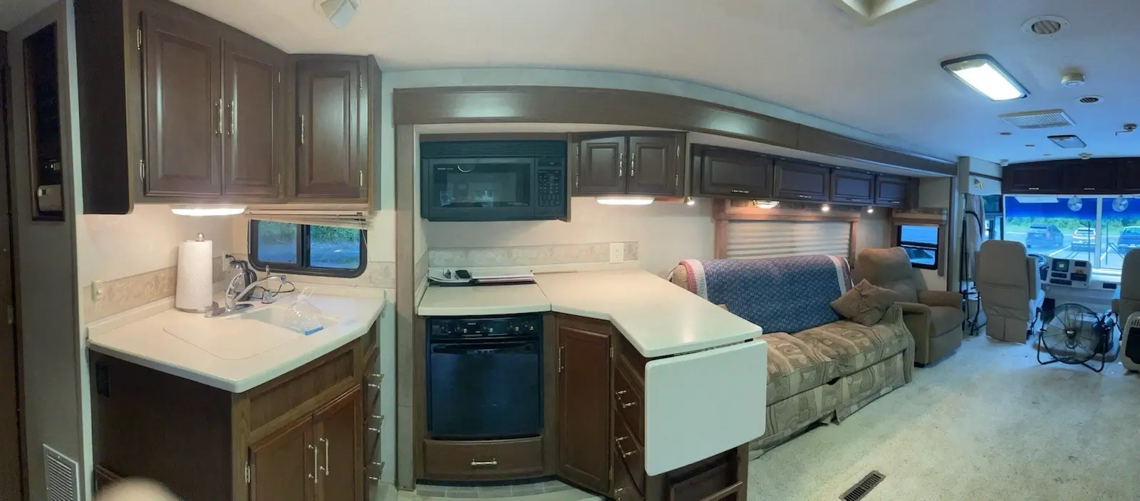 2005 Winnebago