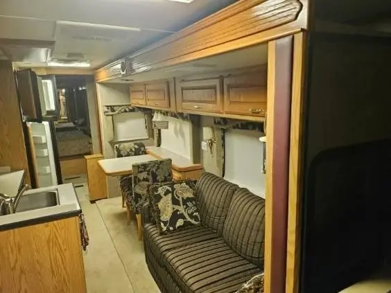 2005 Holiday Rambler Neptune Motorized Class A