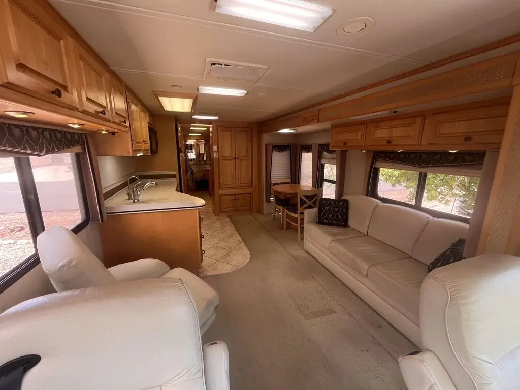 2005 Safari Gazelle Class A Motorhome