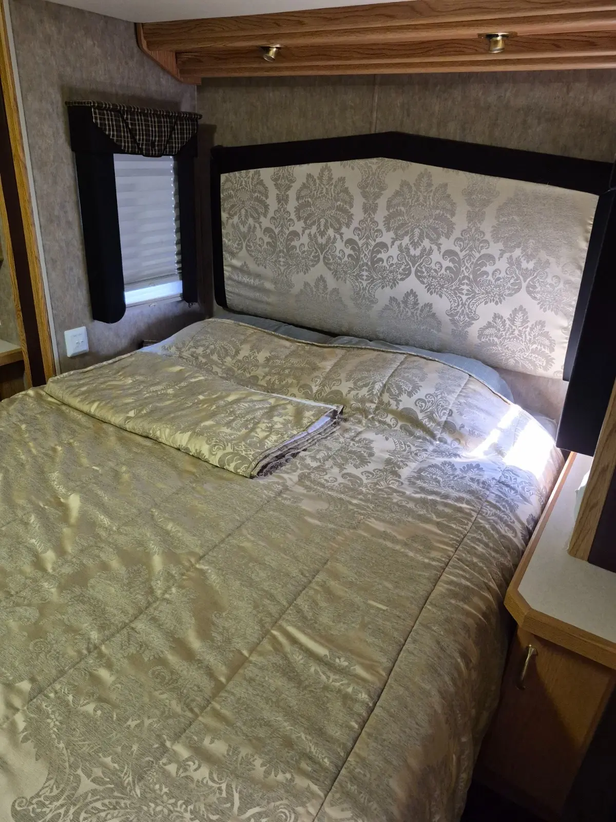 2006 Holiday Rambler Admiral