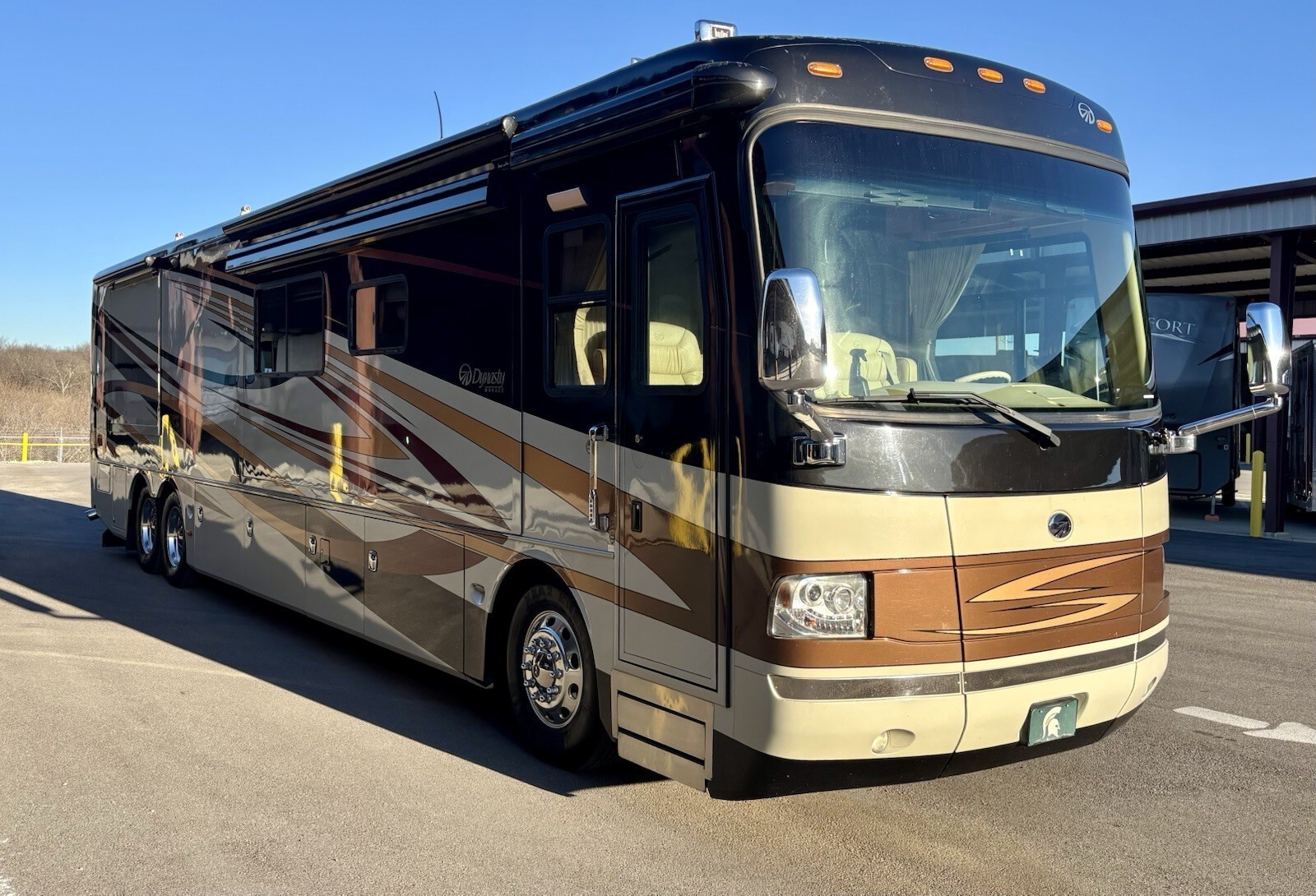 2008 Monaco Dynasty Squire IV