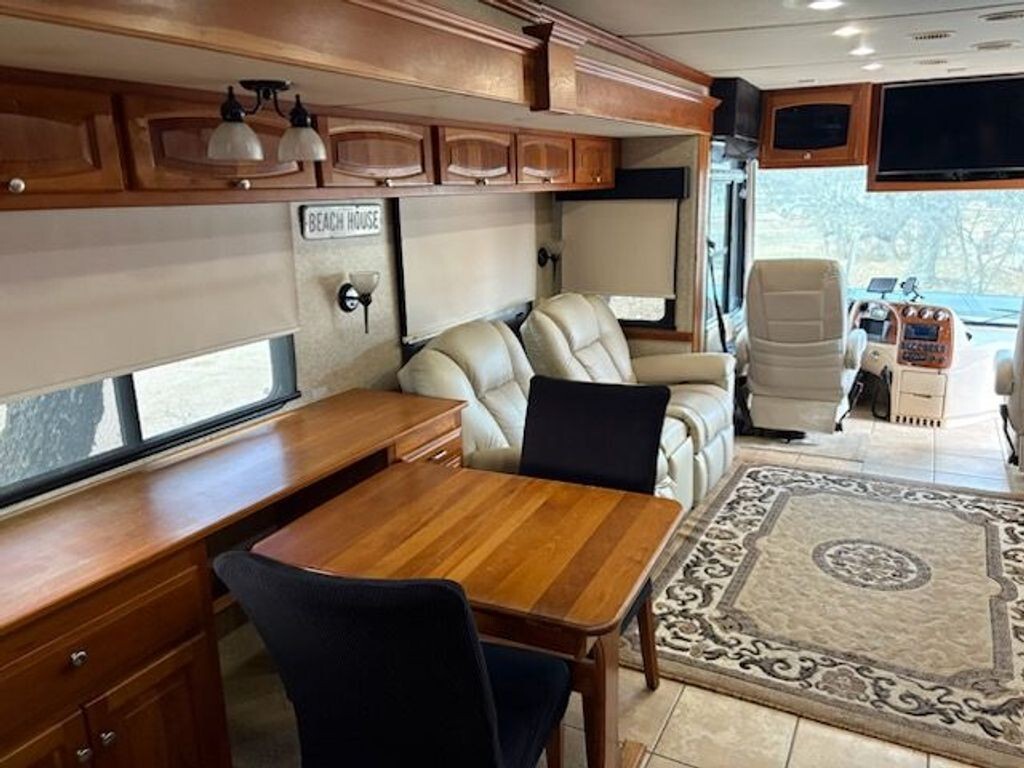 2008 Newmar Dutch Star Class A Motorhome