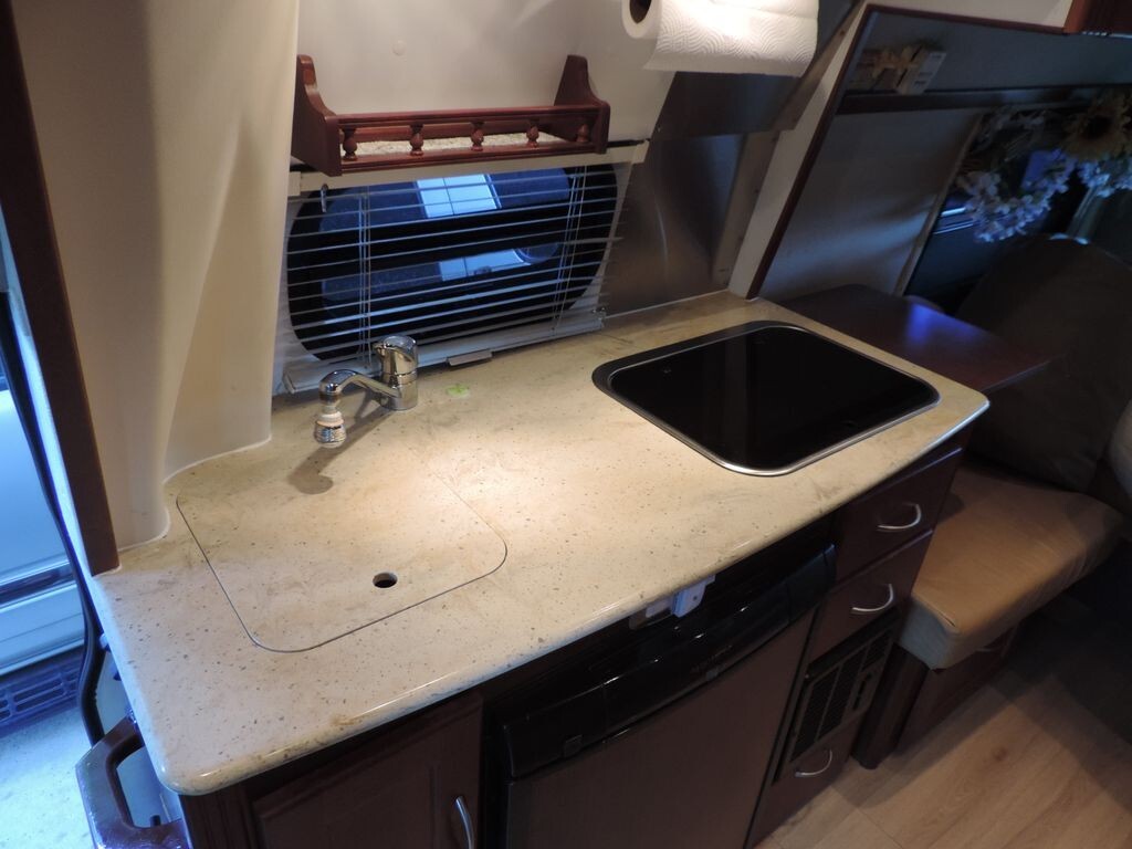 2008 Pleasure-Way Excel Class B Motorhome