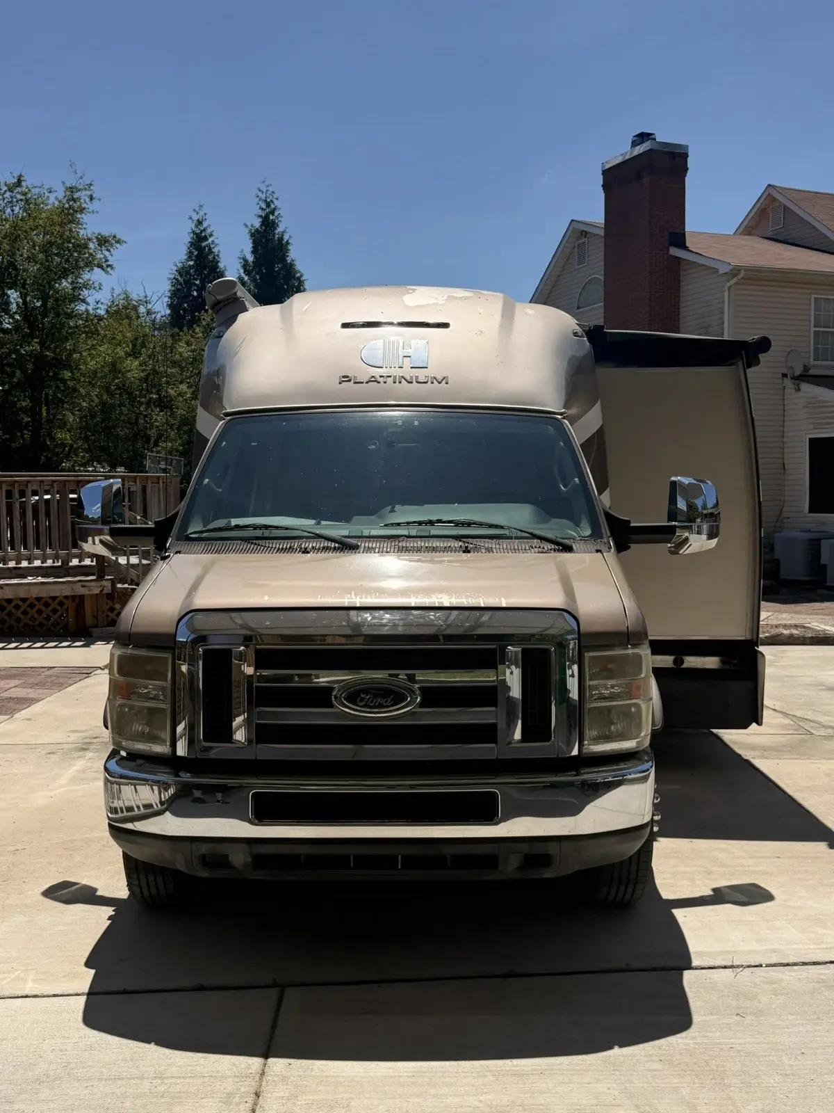 2011 Coach House Platinum 261 XL